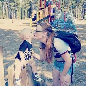 Meet your Posher, Ashley