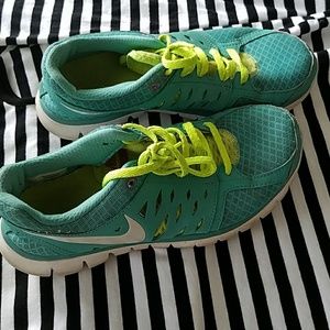 Nike 7.5 flex 2013 Run