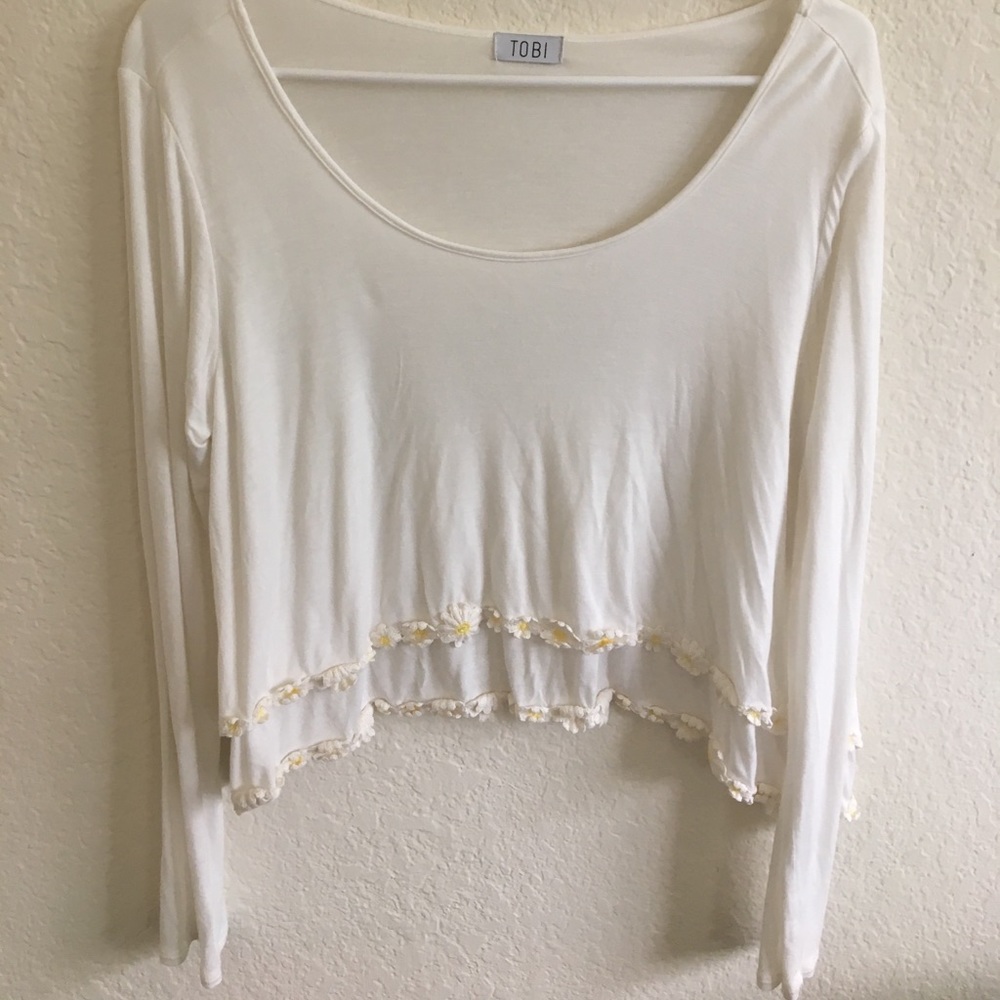 Daisy long sleeve cropped top