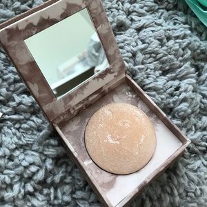 Urban Decay Naked Highlighter 💎🌙