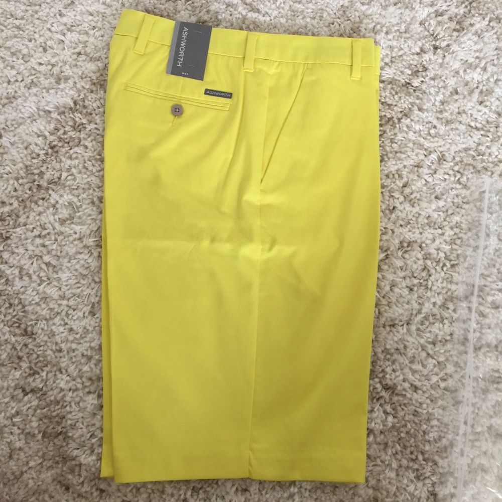 Ashworth Men's 32 Golf Shorts
