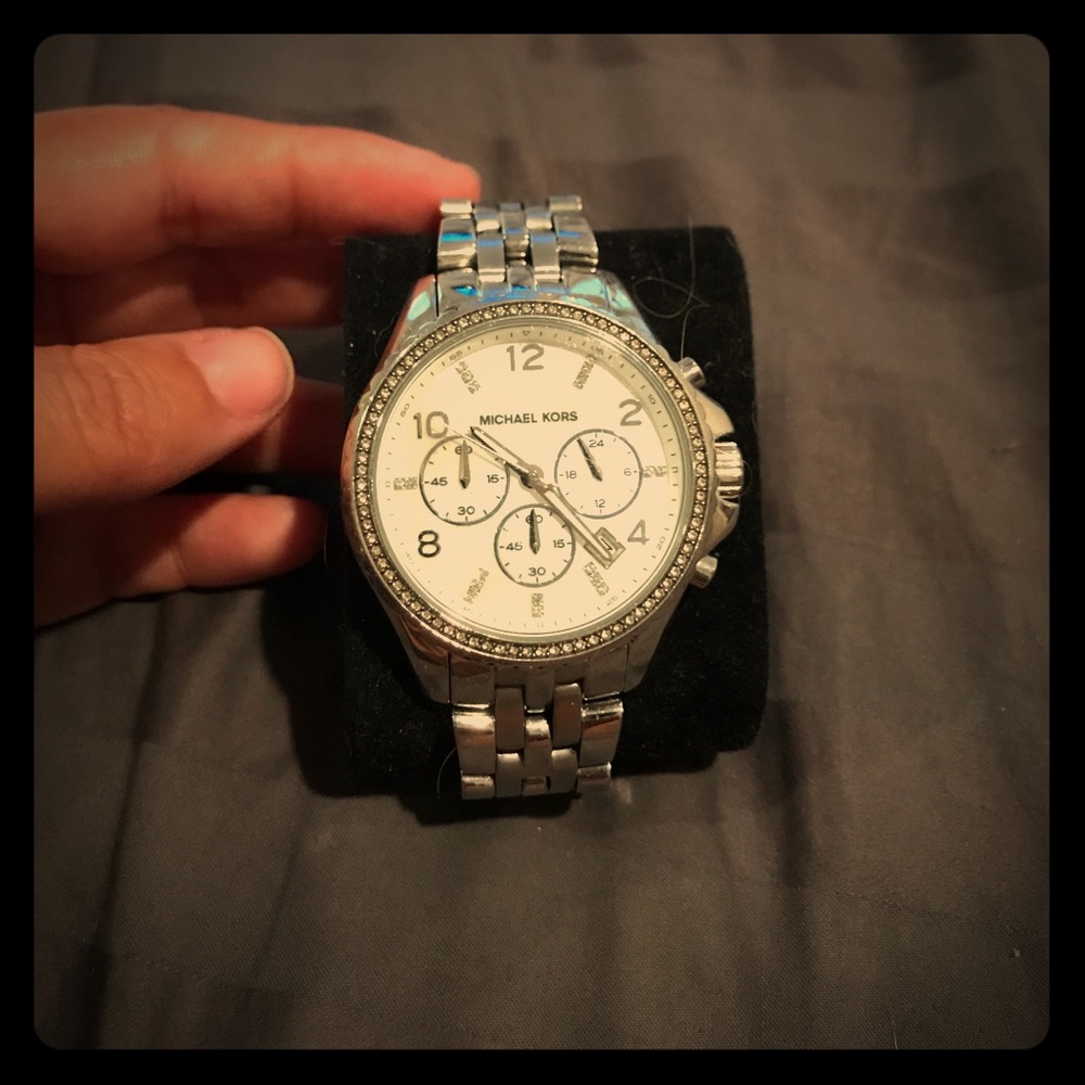 Michael kors silver watch