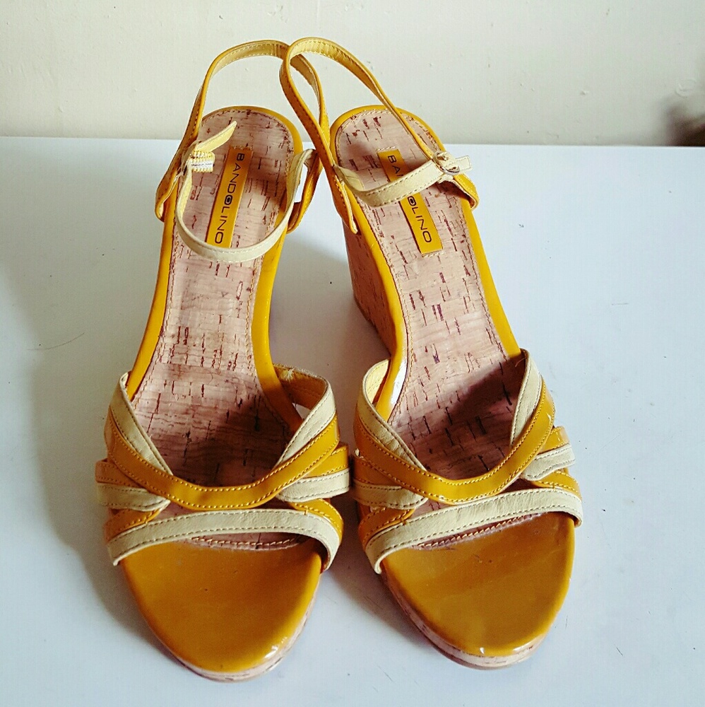 Bandolino yellow wedge sandals SIZE 8