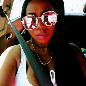 Meet your Posher, Bianca