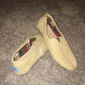 Toms burlap shoes