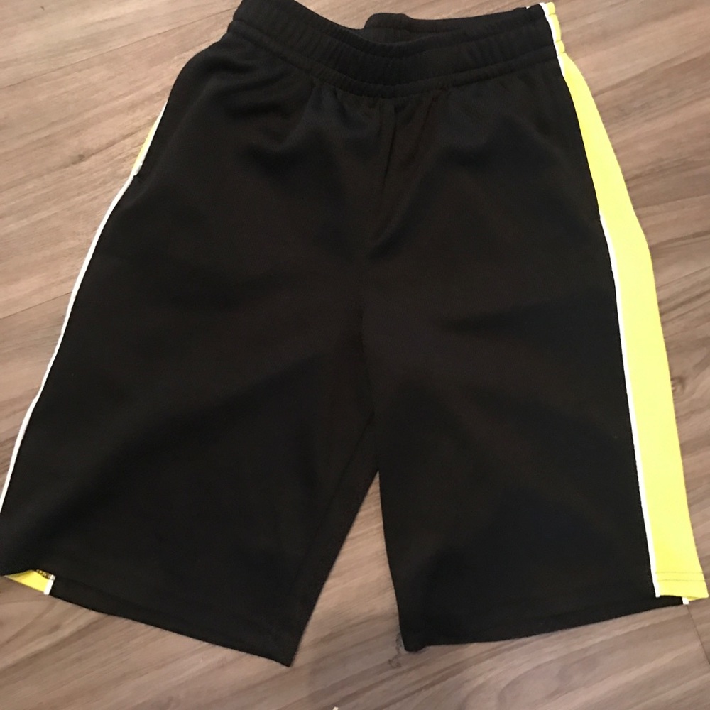 Boys Garanaimls shorts
