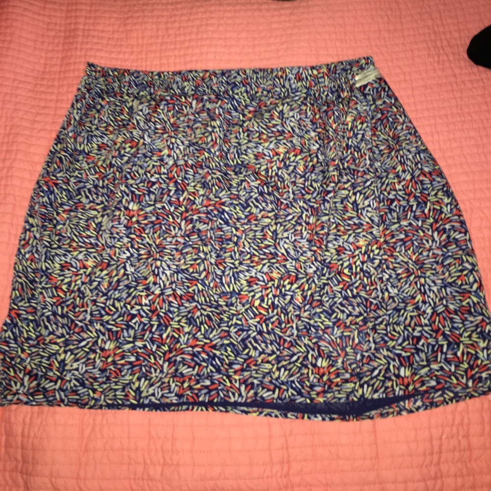 BCBGeneration 🎉Confetti Skirt 👗