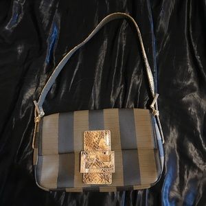 Vintage "fendi" baguette style bag