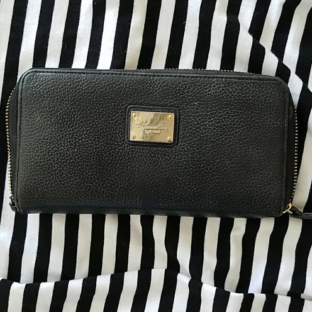 Kenneth Cole wallet