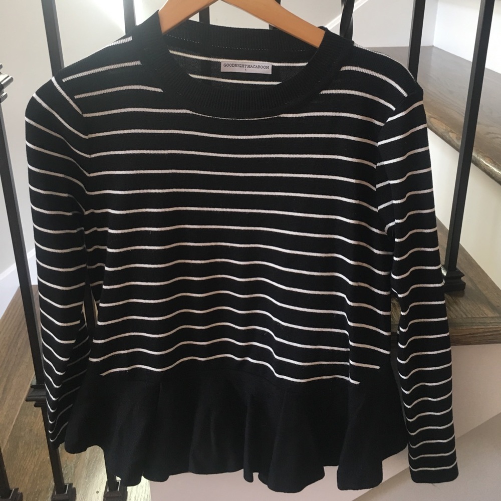 Goodnight Macaroon black and white sweater