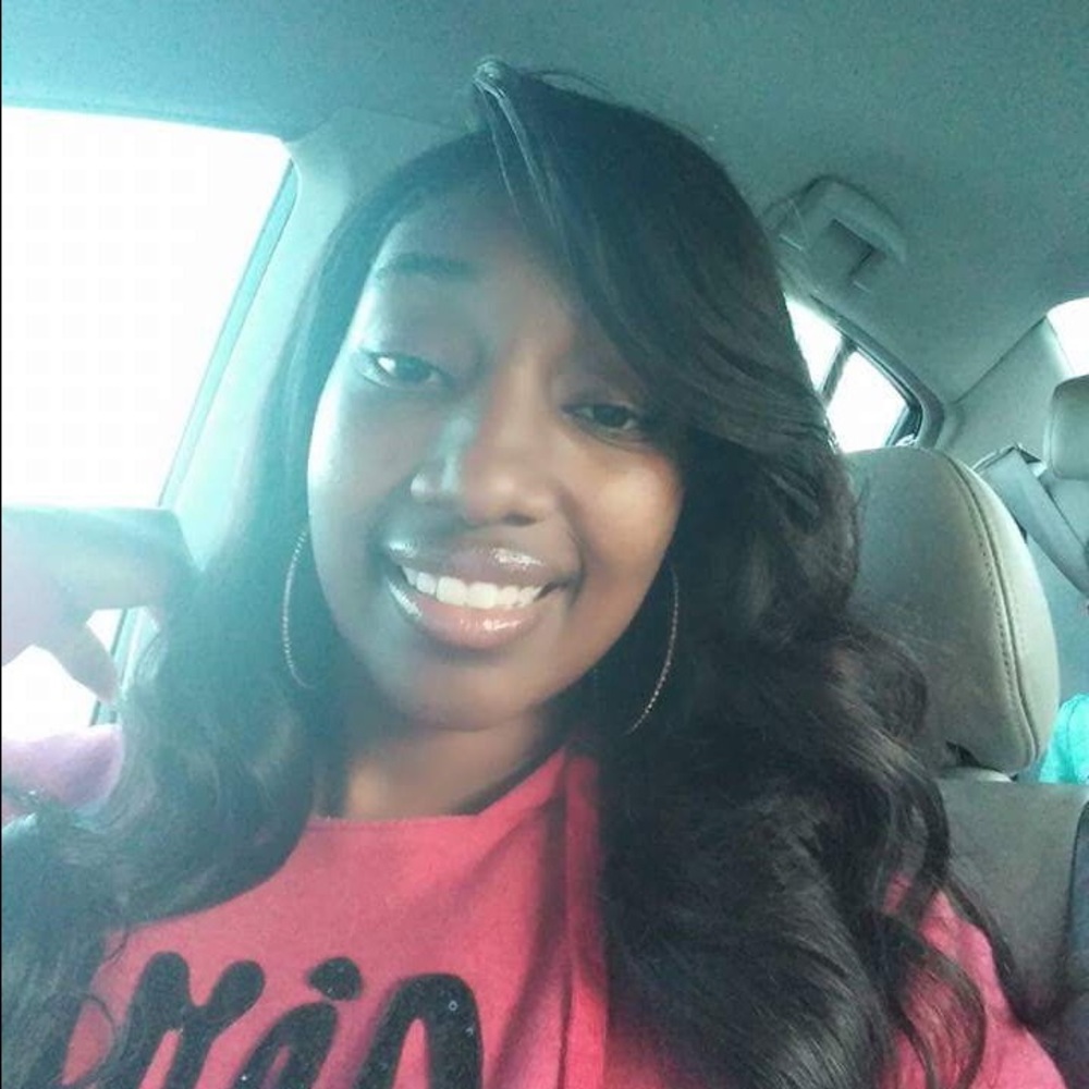 Meet your Posher, Anntranease