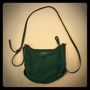 Coach Teal Leather Small Cross Body Bag ⭐️👜👜💚