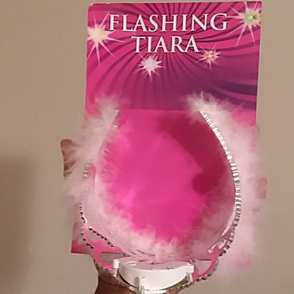 Flashing Tiara - Picture 2 of 2