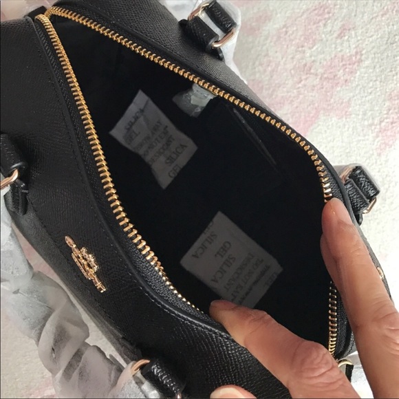 Coach black leather satchel Handbag - Picture 4 of 6