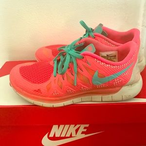 Nike Free Run Sneakers