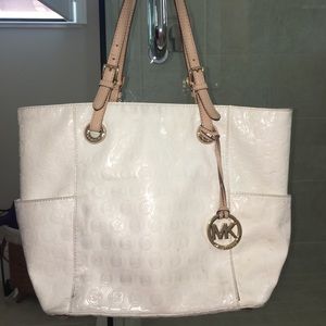 ✨SALE✨ Michael Kors white bag