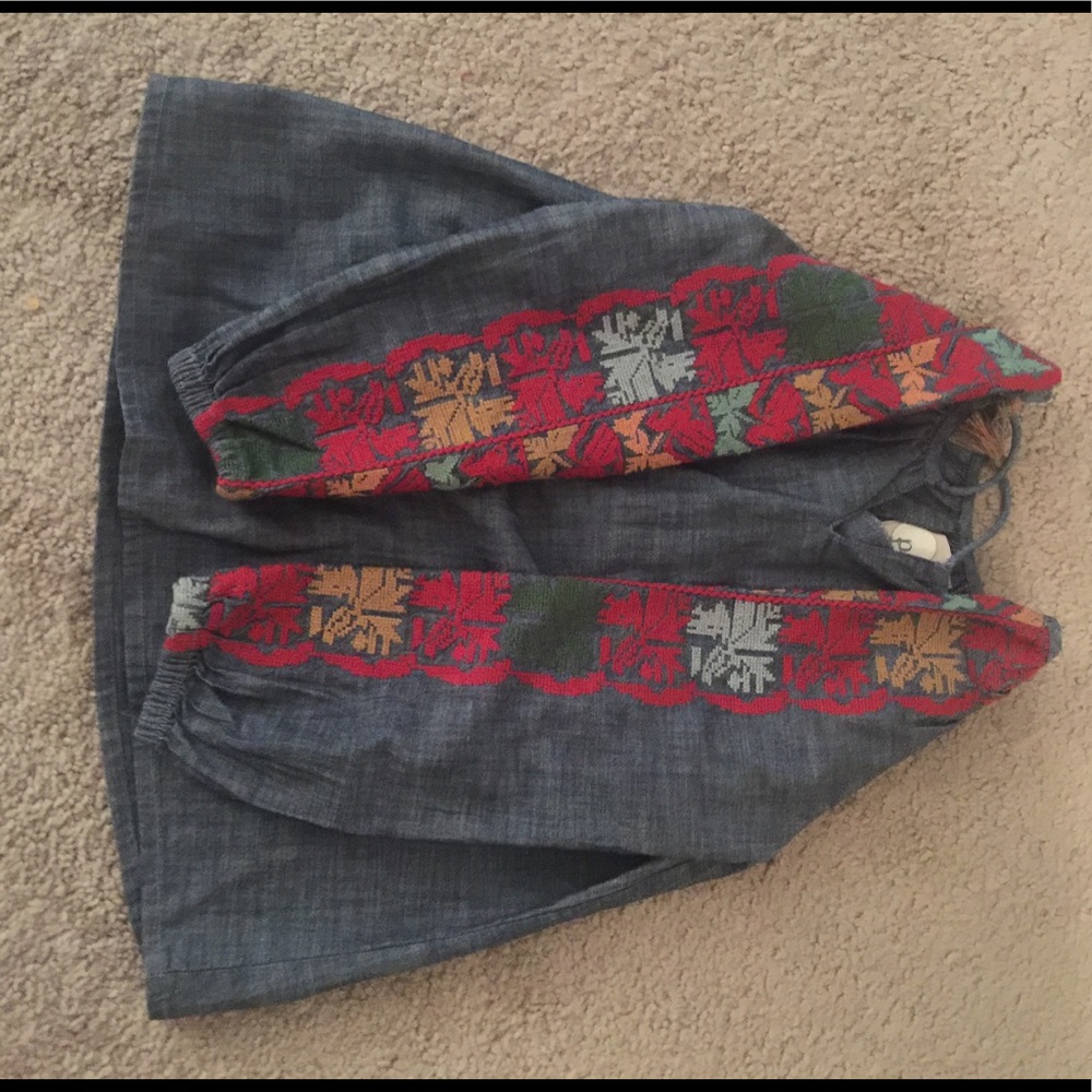 Peek Brand embroidered tunic size child small 4-5