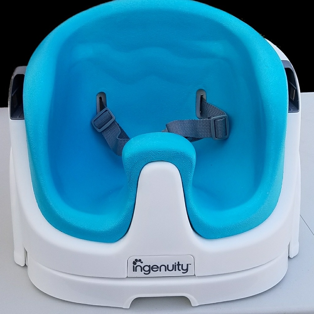 Ingenuity Baby Base 2-in-1 Booster seat