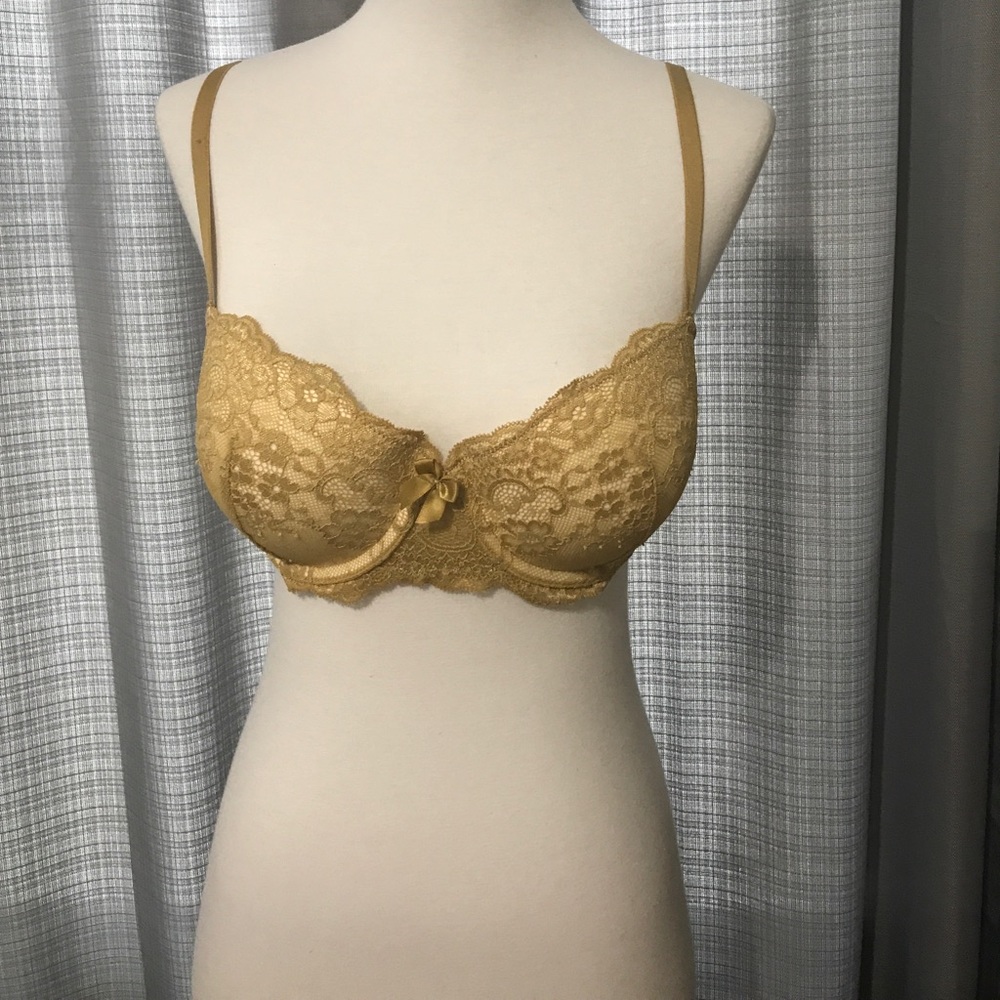 Gold lace bra BRAND NEW WITHOUT TAGS