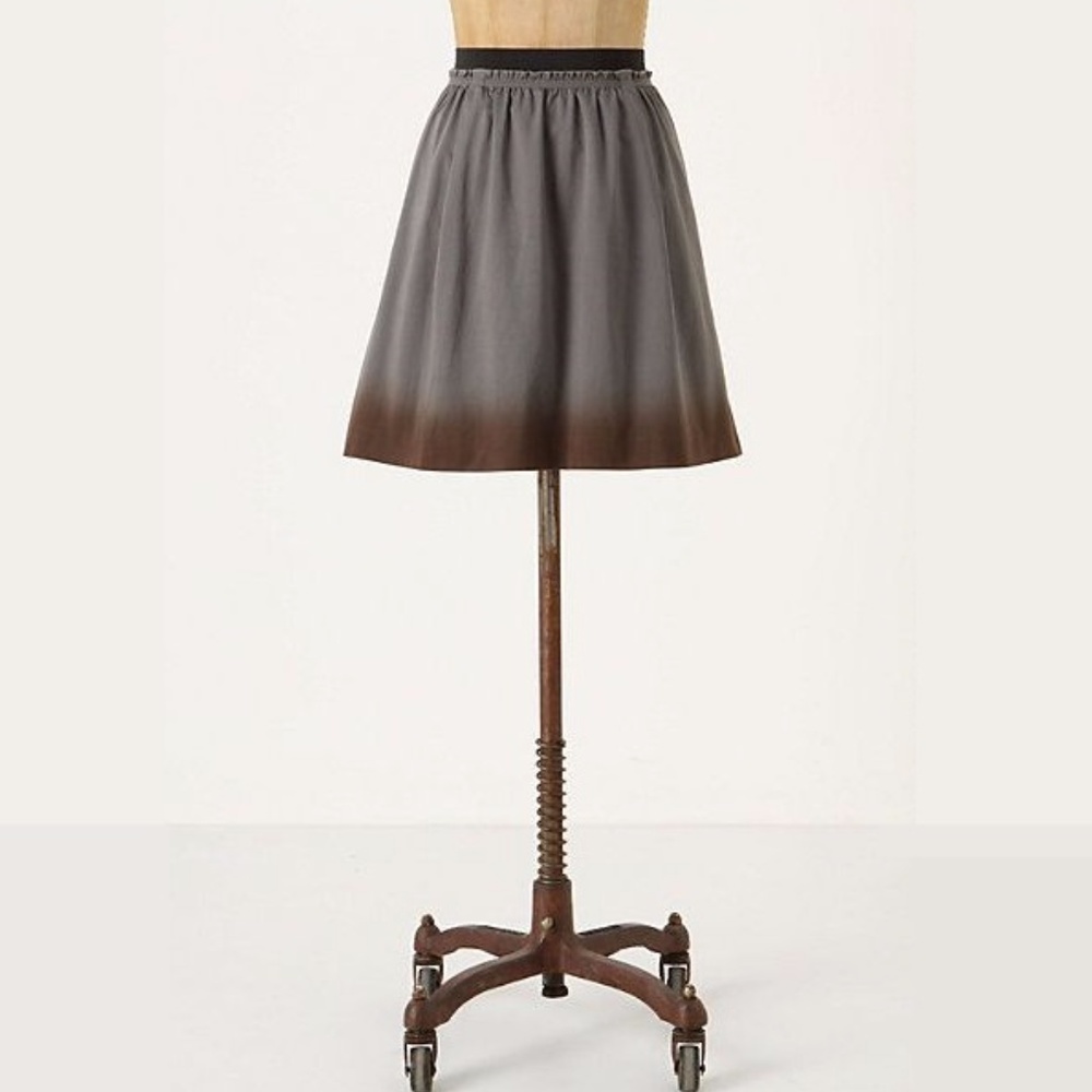 Dipped-Hem skirt by Odille