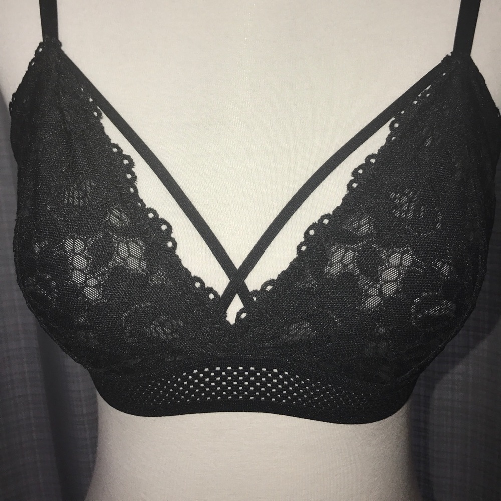 Lace bra - Picture 2 of 3