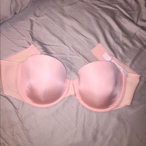 NWOT Victoria's Secret strapless bra 32d