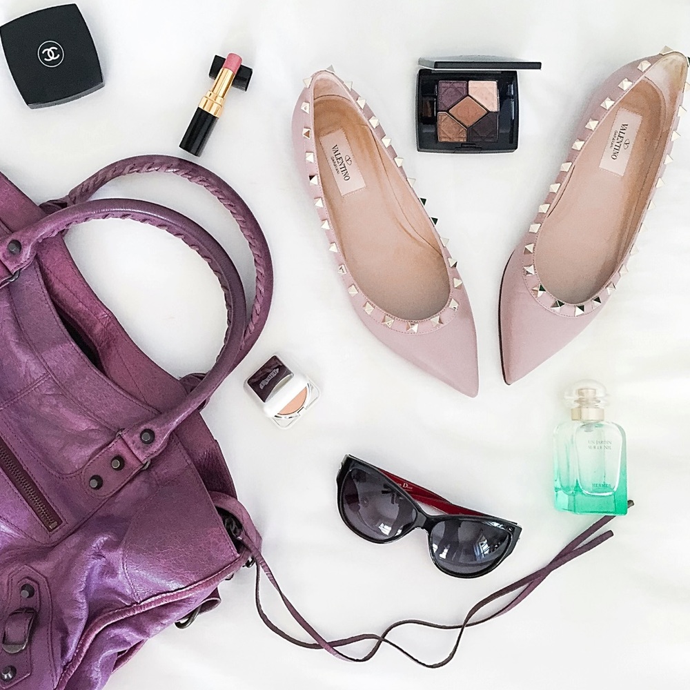 xx SOLD xx Valentino Rockstud Leather Flats