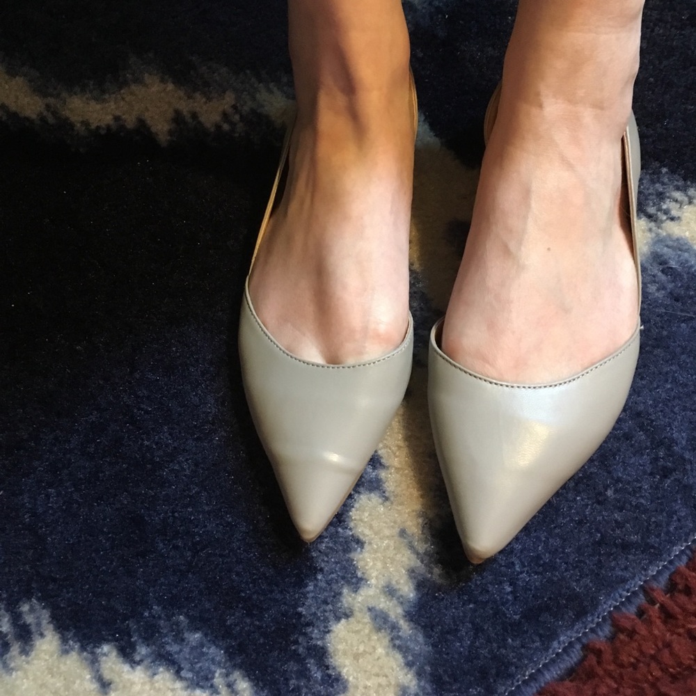 Light grey pointy flats
