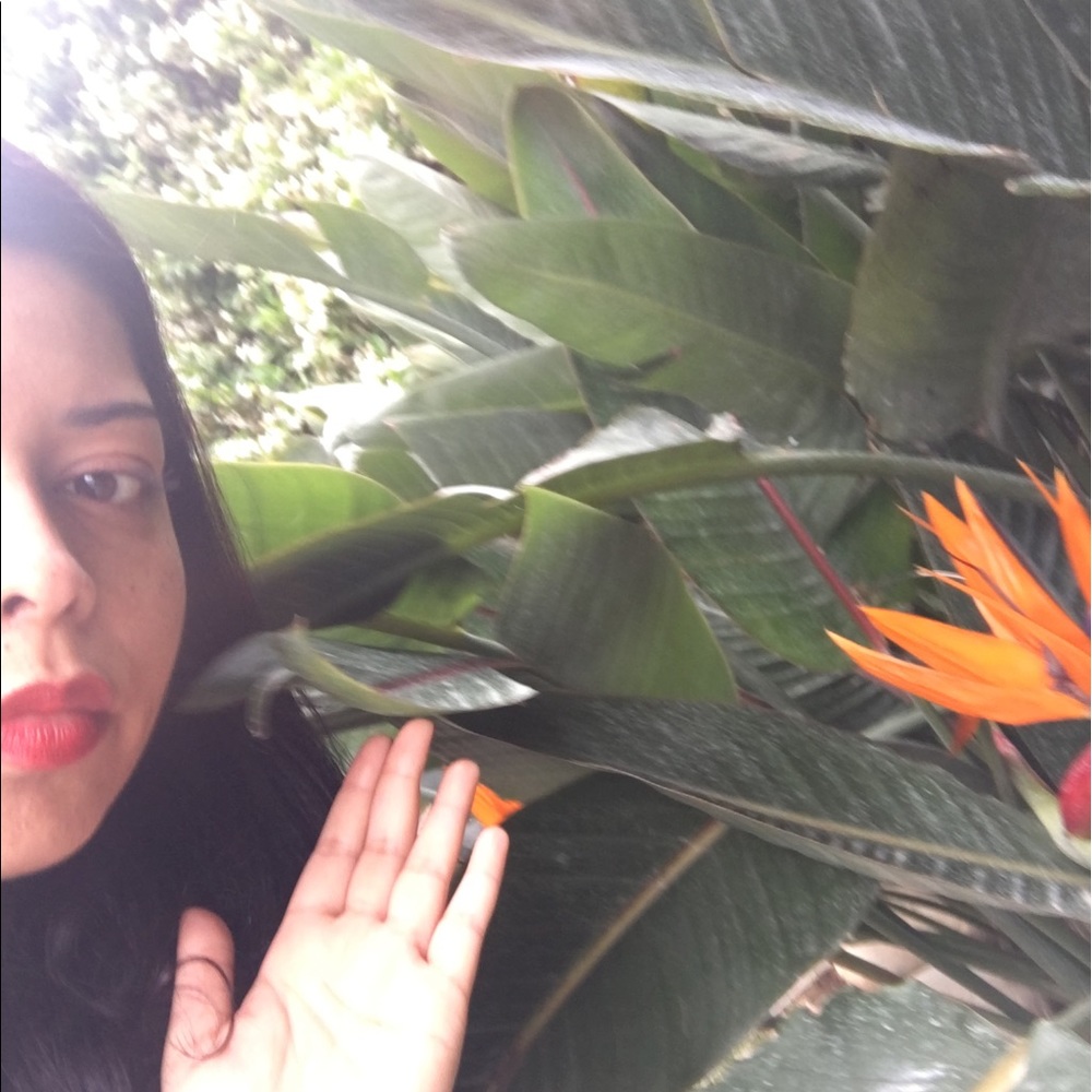 Meet your Posher, Nida