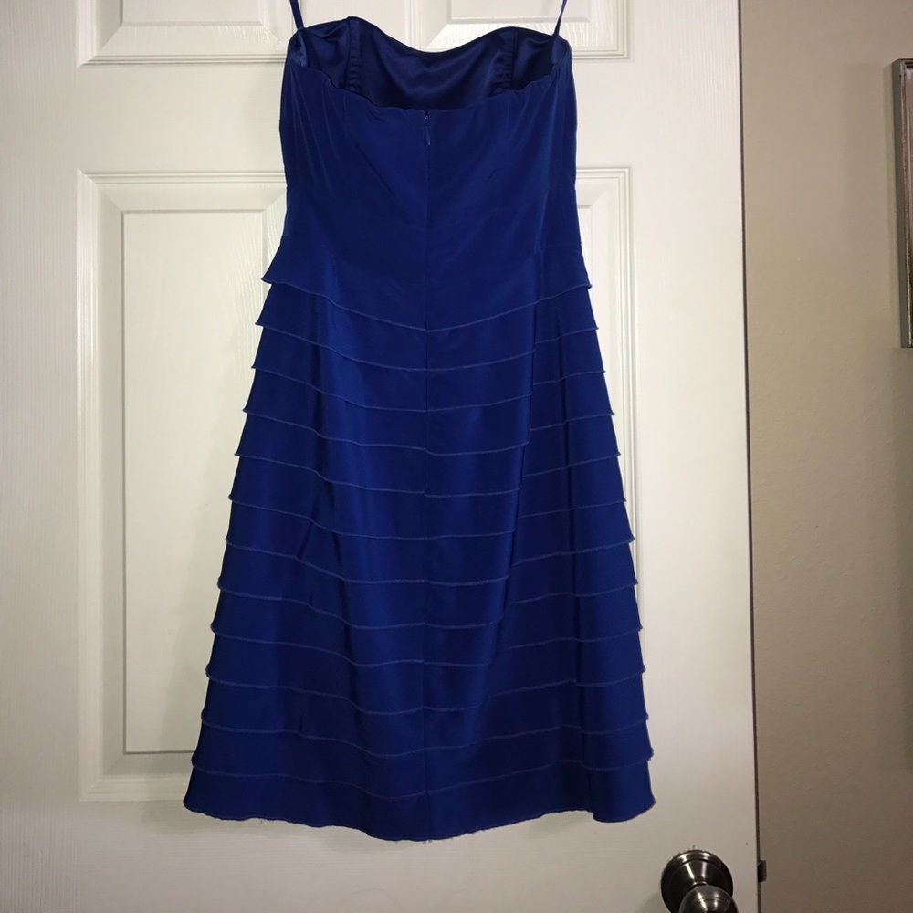 Dress - Picture 3 of 3