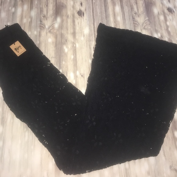 🆕Nightcap Black Lace Bells - Picture 4 of 7