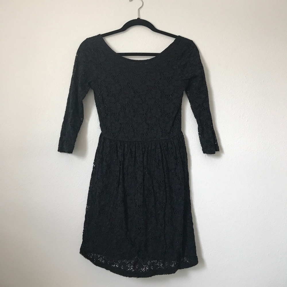 Forever 21 lace 3/4 sleeve dress