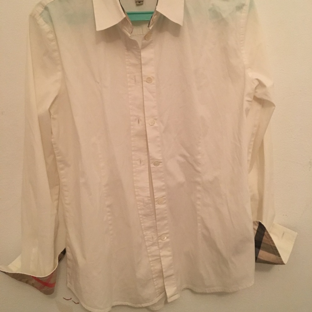 ⭐️SOLD⭐️ Burberry White Shirt