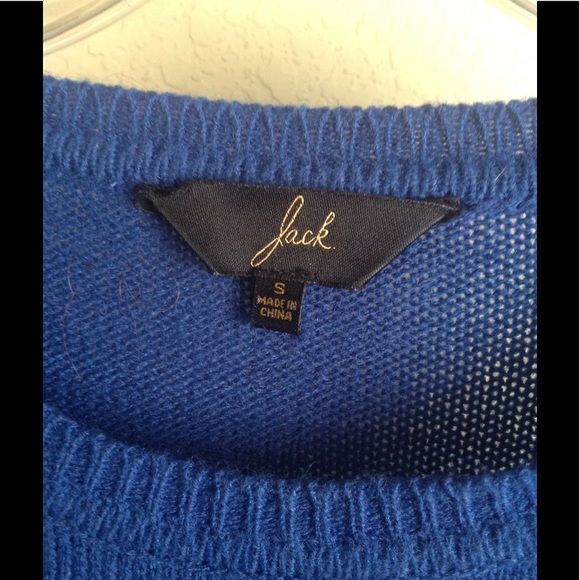 Beautiful color blocked sweater - Picture 4 of 9