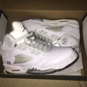 Jordan retro 5 silver metal