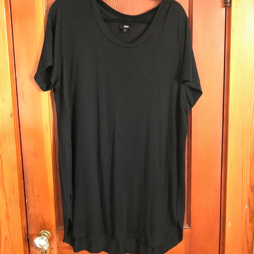 Black long t-shirt