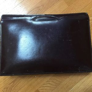 Like New Vintage Leather Briefcase Like New Vintage Leather Briefcase