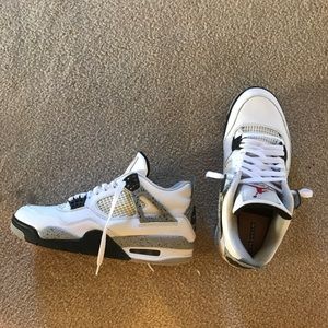 Air Jordan cement 4's 2012 release.