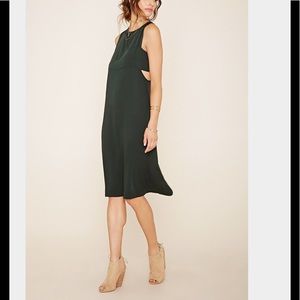 Forever 21 - cutout shift dress sz S