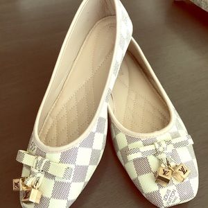 Women's checkered LV flats