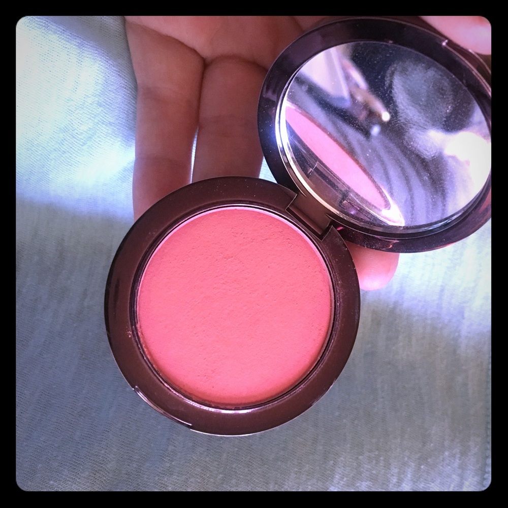 Makeup Geek compact blush