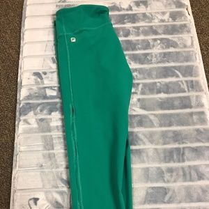 Green Fabletics Leggings