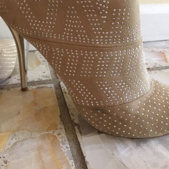 Studded booties by Thalia Sodi - Picture 6 of 8