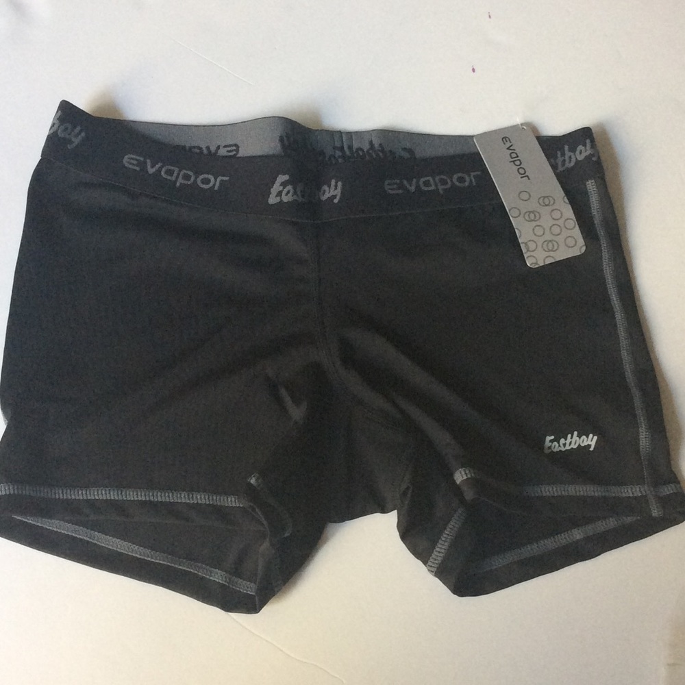 EB women 3" comp capris short black