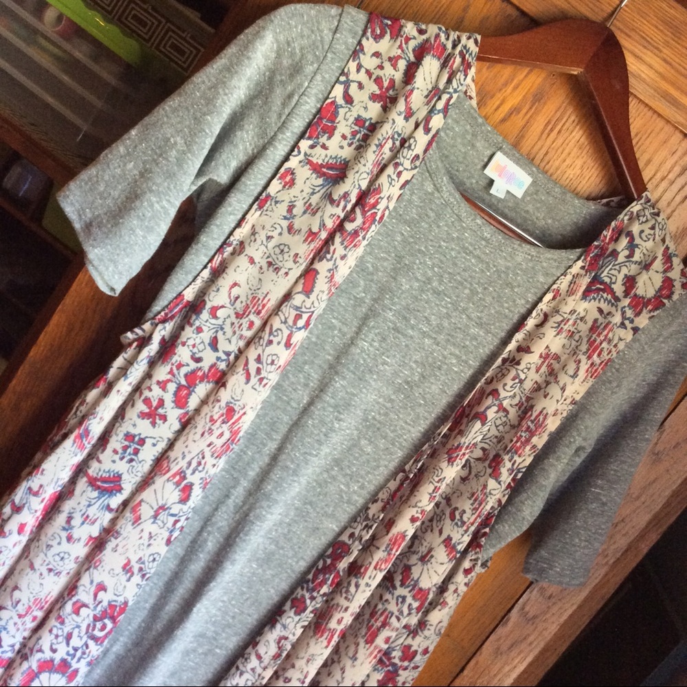 Beautiful long flowy vest