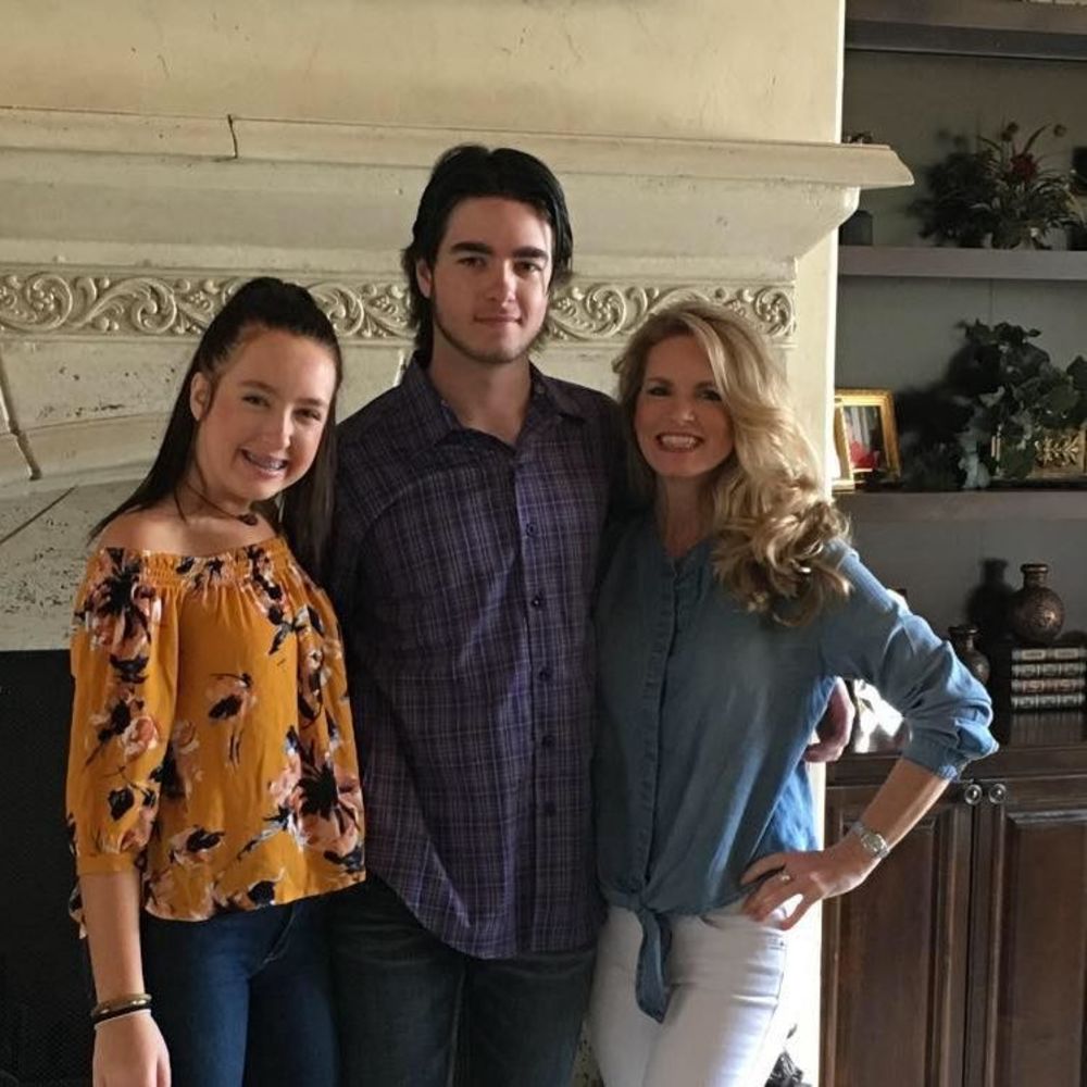 Meet your Posher, Daphne