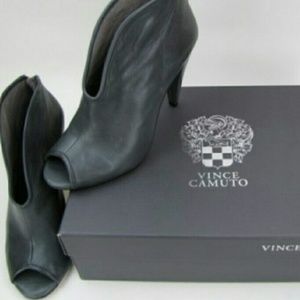 Price drop...Vince Camuto booties