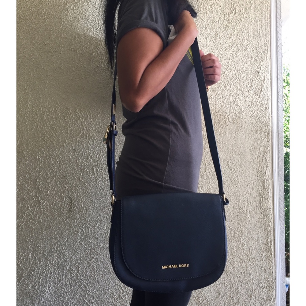 Michael Kors Hamilton Cross Body
