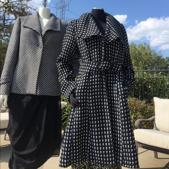 Black & cream belted coat sz Jrs XL 8 10 M misses - Picture 2 of 6