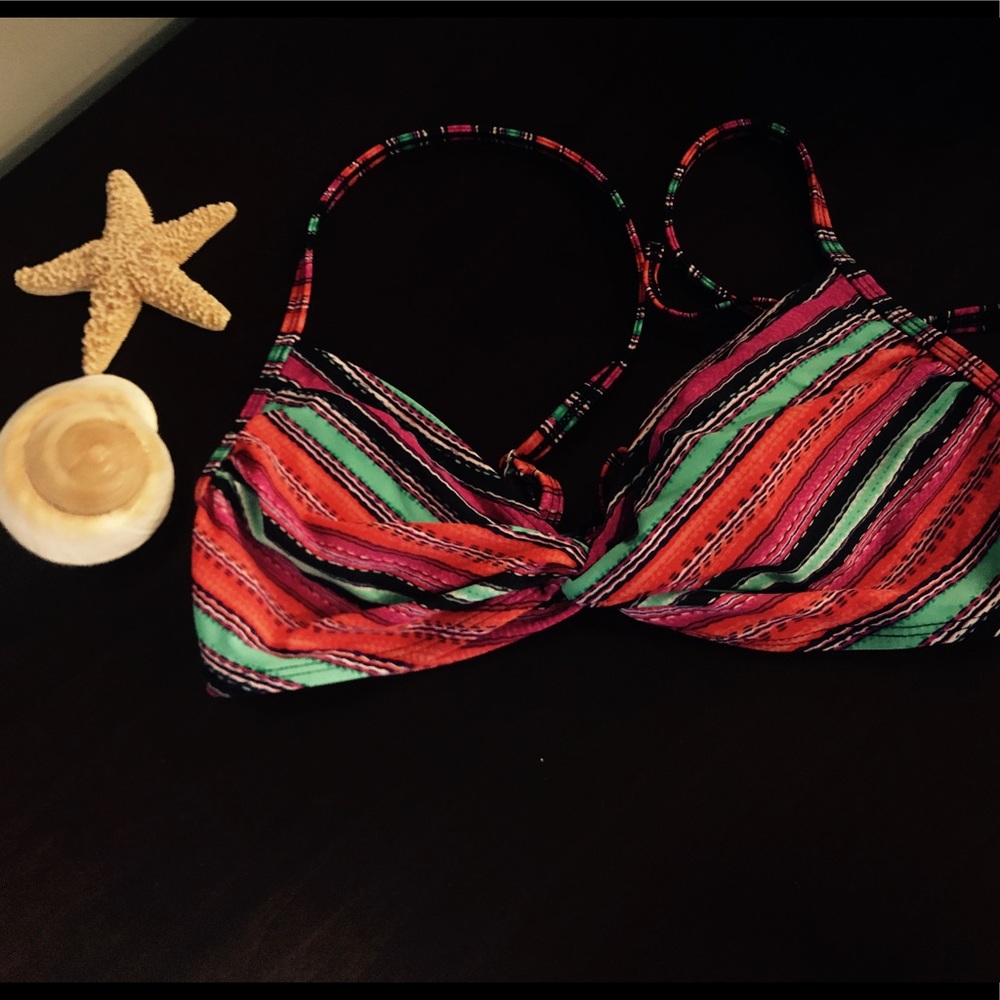 Athleta swim top ☀️👙